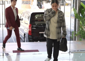 [ครบชุด] WIN08062 ทำไมถึงพาแม่ มาทำงานด้วย สู้ไปด้วยกัน