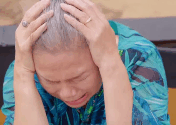 [ครบชุด] 1807058 สองผัวเมียสักผ้าอยูู่ดีๆเจอโรงศพลอยมา