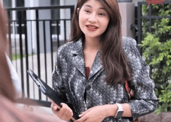 [ครบชุด] WIN08320 เล่นผิดคน !!! น้องสาวท่านประธานปลอมตัวเป็น