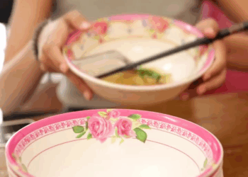 [ครบชุด] WIN08127 ช่วยจ่ายค่าก๋วยเตี๋ยว แต่โดนตามตื้อให้เป็นน้องสะใภ้