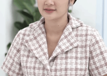 [ครบชุด] WIN08016 พนักงานเสิร์ฟ อยากเจอกับแฟนผู้จัดการ สู้ไปด้วยกัน