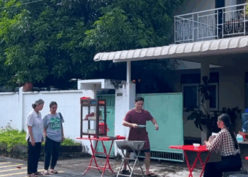 [ครบชุด] 1807165 พ่อค้าไก่ย่างใจดี กับเจ้าของตลาดใจกว้าง ละครสั้นดูอินดี้