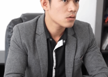 [ครบชุด] WIN08167 คุณไม่เห็นหรอ ว่าฉันกับบอสกำลังยุ่งอยู่ สู้ไปด้วยกัน