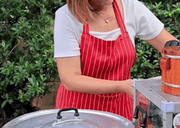 [ครบชุด] 1807228 กะโกVแม่ค้ๅ แต่โดนป้าเoาคืu หนังสั้น หนังสั้น