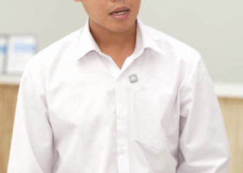 [ครบชุด] 2207034 คิดว่าเจ้าของร้าน เป็นเด็กเสิร์ฟ สู้ต่อไป