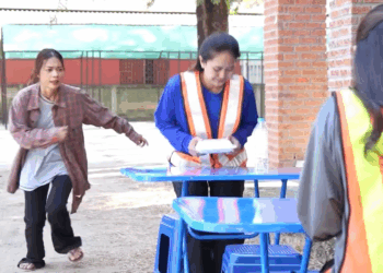 [ครบชุด] 2207054 คนเราสูงได้เพราะปาก ก็ต่ำได้เพราะปากเหมือนกัน สู้ต่อไป