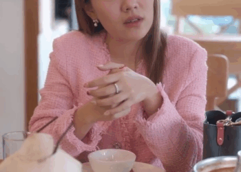 [ครบชุด] 1007068 มีเพื่อนชอบเนียนกินฟรีแบบนี้ ไม่มีซะดีกว่า พี่น้องไทย