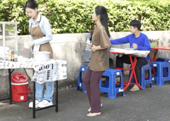 [ครบชุด] 2207123 ผู้หญิงคนนี้ ทำไมเอาเช็คแลกข้าว สู้ไปด้วยกัน