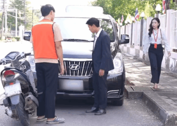 [ครบชุด] 2207359 ต่อให้สูงส่งแค่ไหน ก็ไม่มีสิทธิ์ไปดูถูกคนอื่น สู้ต่อไป