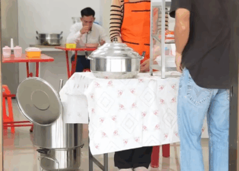 [ครบชุด] 2207342 การมีน้ำใจต่อกัน ทำให้สังคมน่าอยู่ สู้ต่อไป