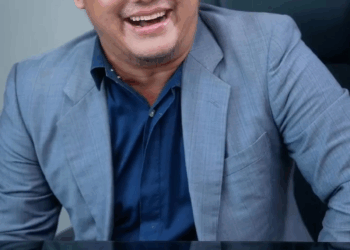 [ครบชุด] 1007186 ทำเป็นอวดดี เจอท่านประธานบริษัทตัวจริงแล้วถึงกับหงายเงิบ