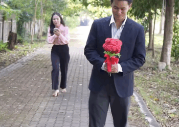 [ครบชุด] 2207197 คู่เดตออนไลน์ ทำไมกลายเป็นท่านประธาน สู้ต่อไป