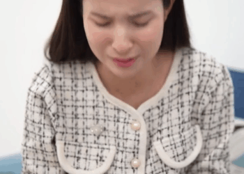 [ครบชุด] 2207318 จะทำยังไง เมื่อคนรักมีโลกสองใบ สู้ต่อไป