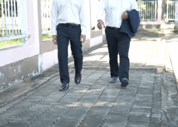 [ครบชุด] 2207258 เหลี่ยมทุกดอก แล้วบอกเพื่อนกัน สู้ต่อไป