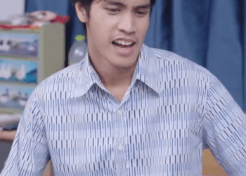 [ครบชุด] 2207260 สองสาวจุ๊บกันต่อหน้าแฟน เพราะ