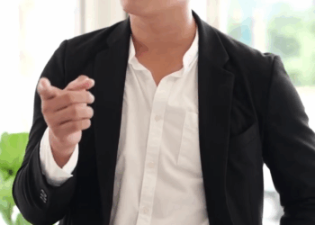 [ครบชุด] 1007369 ซื้อรถหรูคันเป็นล้าน แต่พนักงานไม่ยอมขาย