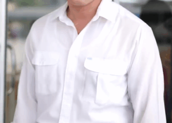 [ครบชุด] 1007376 ลูกสาวเจ้าของร้าน ปลอมตัวเป็นเด็ก