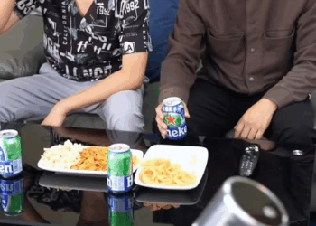 [ครบชุด] 1508049 เราไม่ได้เกิดมาเพื่อ อดทนกับคนที่ไม่ให้เกียรติเรา