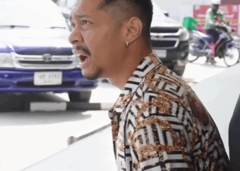 [ครบชุด] 2208022 ไฟเขียว ชาแนล on Reels