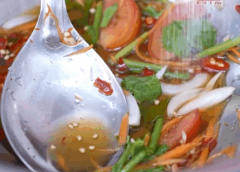 1008337 ยำทะเลผงนัว