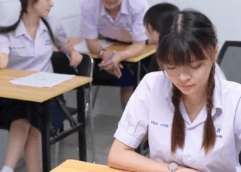 [ครบชุด] 1508093 นักเรียนหูหนวก