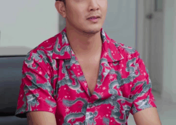 1008268 ครูสอนดนตรีสาย