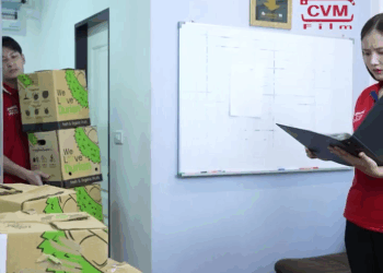 1008266 ลูกรักผู้จัดการ ไม่อยากโดนเด้งอย่าเก่งกับฉัน