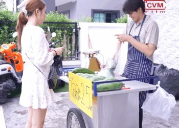 1008250 พ่อค้าเหลี่ยมจัด มะละกออะไร 2 ลูก 10 โล