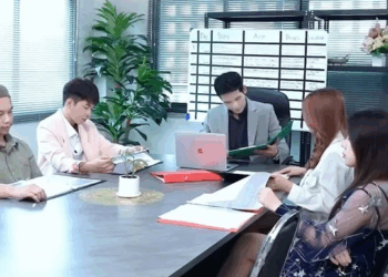 [ครบชุด] 1508320 ชอบวิจารณ์คนอื่น แต่พอโดนวิจารณ์บ้างกลับรับไม่ได้