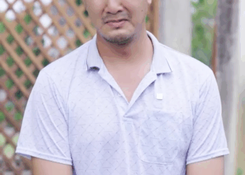 1008034 ใช้กระจกวิเศษปลอมตัวเพื่อหลอกผู้ชาย