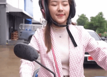 [ครบชุด] 2208237 อย่าวัดคุณค่าของคนที่การแต่งตัวหรือฐานะ