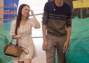 [ครบชุด] 2208238 รังเกียจพี่สาวขๅยหมูในตลาด