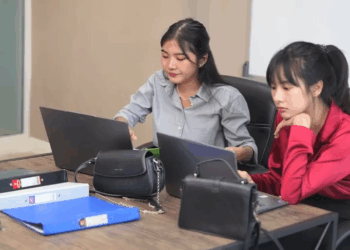 1008288 พนักงานใหม่จนๆ จะเป็นประธานบริษัทได้ยังไง