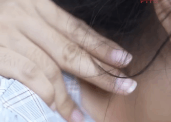 1008287 ส้มตำถาด ใครกินหมดได้รางวัลหนึ่งแสน