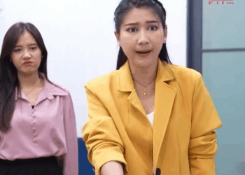 1008076 ออกไปจากลิฟต์ซะ