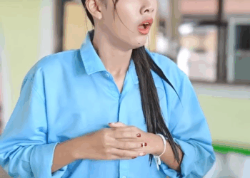 [ครบชุด] 2808392 แกล้งเพื่อนร่วมงานทำไม หนังสั้น ไฟเขียว