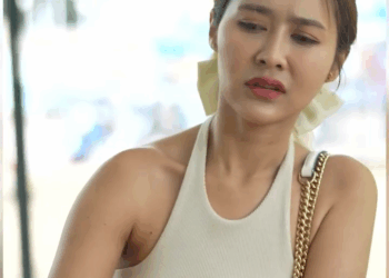 [ครบชุด] 2808233 เป็นลูกแท้ๆแต่ไม่ให้แม่เข้าบ้าน