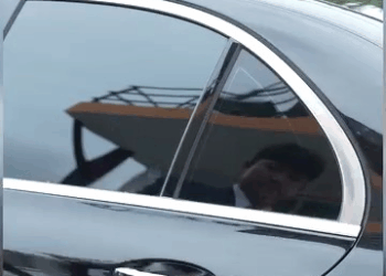 [ครบชุด] 2808103 เห็นใส่แว่นหน่อยไม่ได้เลยนะ