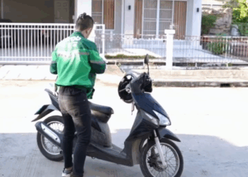 [ครบชุด] 1508138 เมื่อพี่ฟู่อยากหาประสบกราณ์