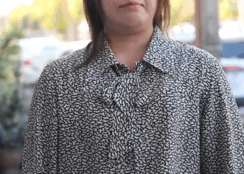 [ครบชุด] 1209179 แต่งตัวบ้านนอกจะมีปัญญาซื้กตึกคูหาได้ไง กาลเวลา แชนแนล