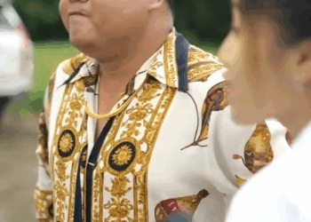 [ครบชุด] 2009311 คนใส่รองเท้าแตะ ไม่มีสิทธดูที่เลยหรอ