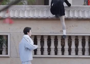 [ครบชุด] TQ015 ซีอีโอจับได้ว่าภรรยากำลังปีนกำแพงกลับบ้าน