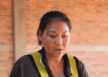 [ครบชุด] 1009064 ทำไมคนงานได้กินข้าวเปล่าทุกวัน