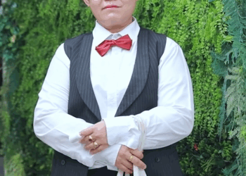 [ครบชุด] 2009254 แค่เด็กเสิร์ฟจะรวยได้ไง ตาทิพย์