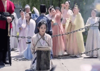 [ครบชุด] TQ166 เจ้าชายรัชทายาททรงช่วยหญิงสาวได้เพราะมีปานบนไหล่ของเธอ