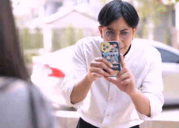 [ครบชุด] 2609184 ว้าย !!! ดาวมหาลัย ตกอับมาขายไก่ย่างข้างถนน เฮฮาฟิล์ม