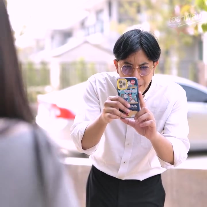 [ครบชุด] 2609184 ว้าย !!! ดาวมหาลัย ตกอับมาขายไก่ย่างข้างถนน เฮฮาฟิล์ม