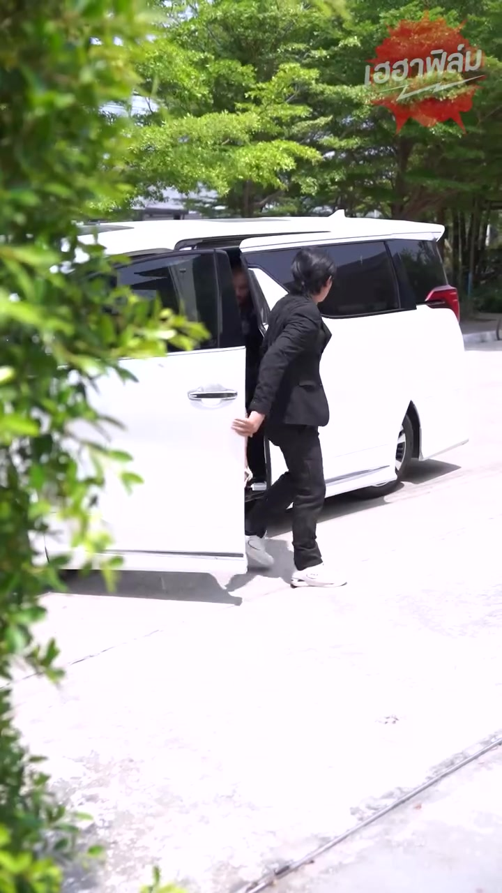 [ครบชุด] 2609144 สะใภ้สั่ง ให้แม่ผัวบ้านนอกคลานเข้าบ้าน เฮฮาฟิล์ม