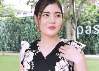 [ครบชุด] 2609064 มีเเฟนขับรถตู้ โดนดูถูกว่าจน !! เฮฮาฟิล์ม