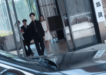 [ครบชุด] TQ09153 ท่านประธานหย่าภรรยา คิดว่าเธองอน ที่ไหนได้